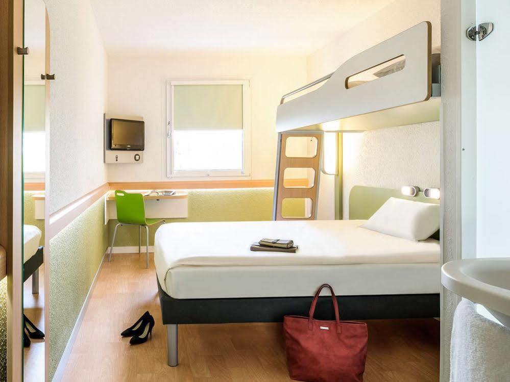 Hotel IBIS STYLES Rouen Parc Expos Zenith Saint-Étienne-du-Rouvray Exterior foto